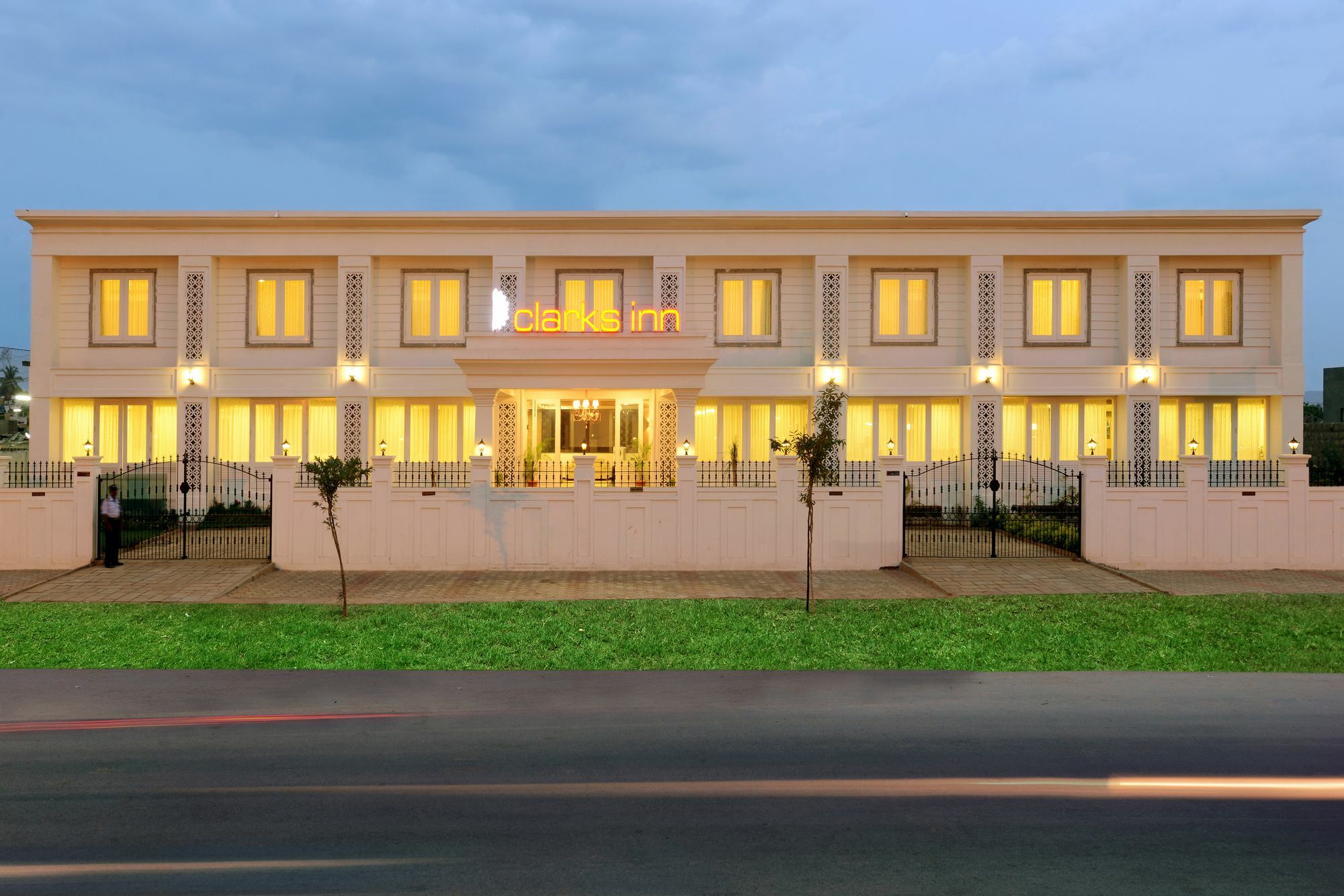 Clarks Inn Hampi Kamalapur Exterior photo